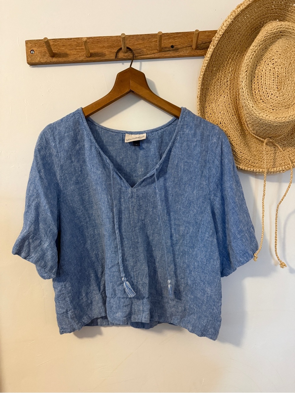 Universal Threads blue Linen Tie-Front Women's Top